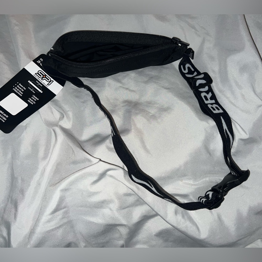 Brooks Small personal item belt.